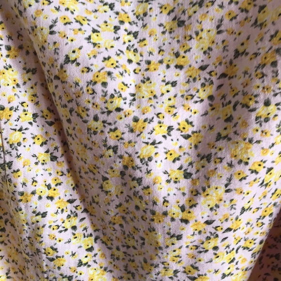 Old Navy springtime spaghetti strap sundress - Picture 3 of 15